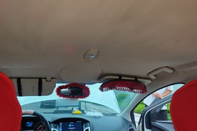 Used Ford Focus 2012 Hatchback 1.6L Automatic Comfort Model Headliner