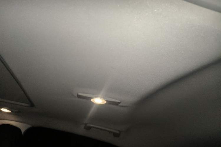 Used Ford Focus 2012 Hatchback 1.6L Automatic Fashion Edition Headliner