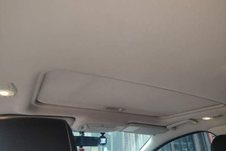 Used Ford Focus 2012 Sedan 1.6L Automatic Fashion Edition Headliner