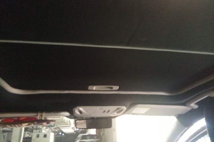 Used Ford Focus 2012 Sedan 1.6L Manual Fashion Edition Headliner
