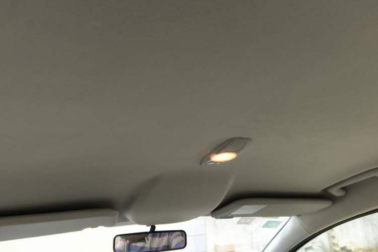 Used Ford Focus 2012 Sedan 1.6L Automatic Comfort Model Headliner
