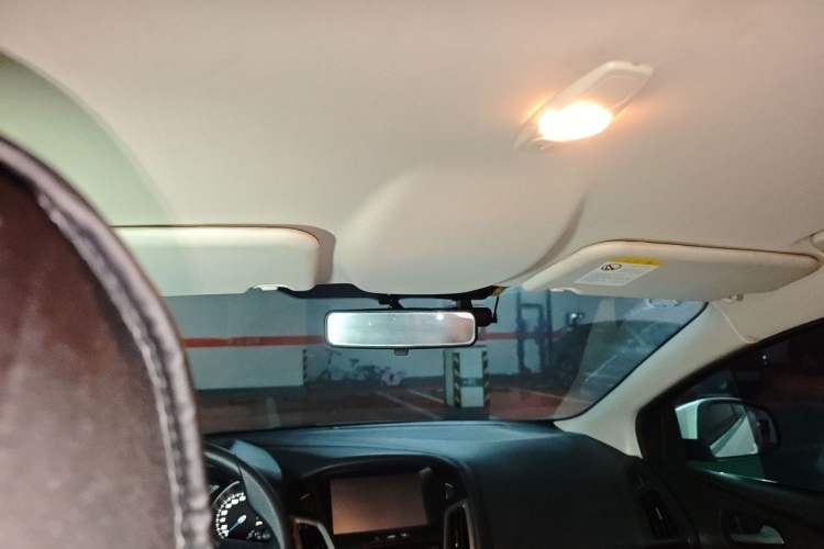 Used Ford Focus 2012 Hatchback 1.6L Manual Comfort Model Headliner