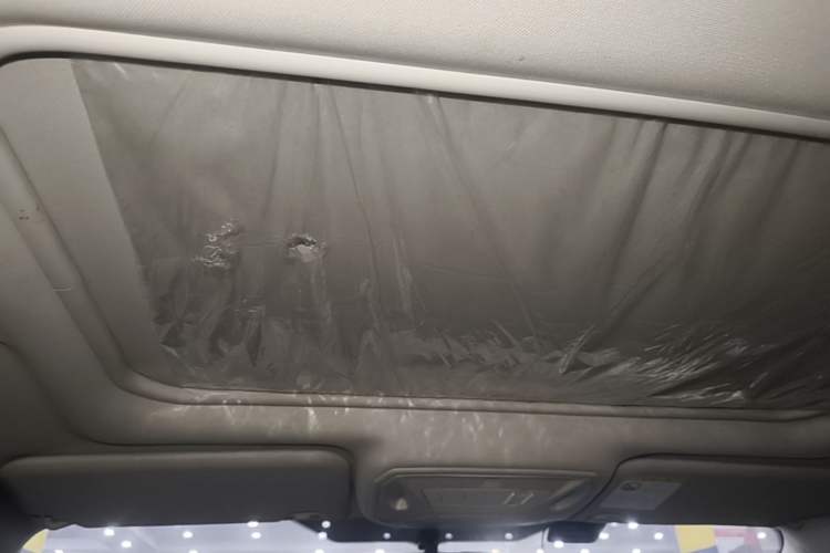 Used Ford Focus 2012 Sedan 1.6L Automatic Fashion Edition Headliner