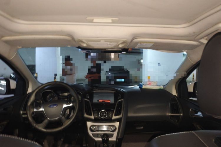 Used Ford Focus 2012 Sedan 1.6L Manual Fashion Edition Headliner