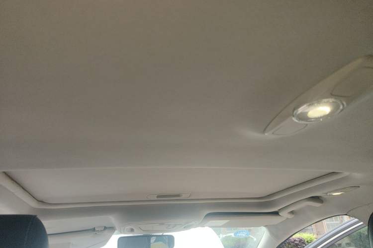 Used Ford Focus 2012 Hatchback 1.6L Automatic Fashion Edition Headliner