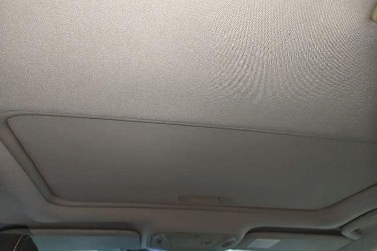Used Ford Focus 2012 Sedan 1.6L Automatic Fashion Edition Headliner