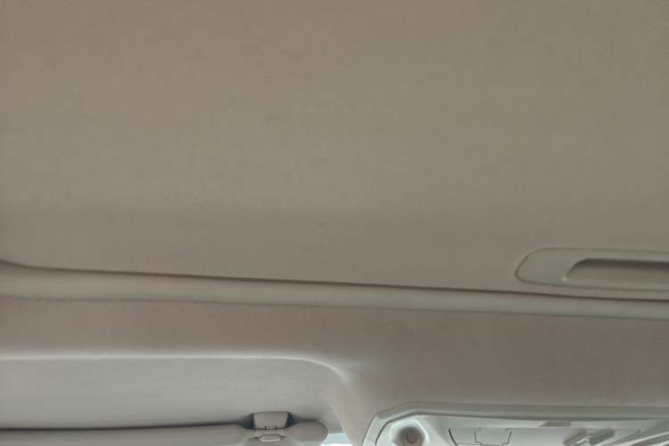 Used Ford Focus 2012 Sedan 1.6L Automatic Fashion Edition Headliner