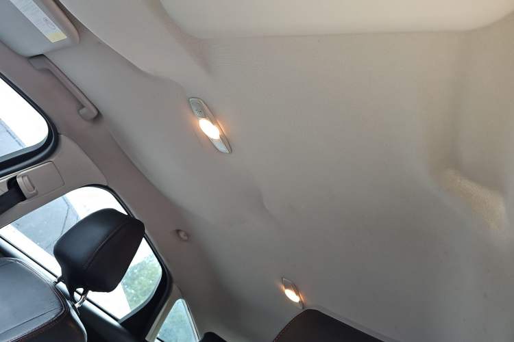 Used Ford Focus 2012 Hatchback 1.6L Manual Comfort Model Headliner
