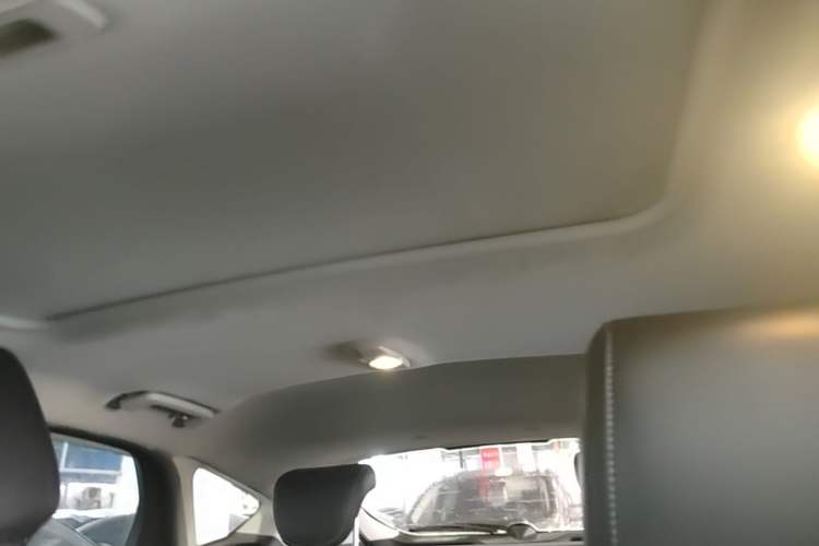 Used Ford Focus 2012 Hatchback 1.6L Automatic Fashion Edition Headliner