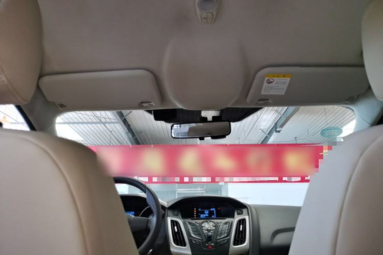 Used Ford Focus 2012 Sedan 1.6L Manual Comfort Model Headliner