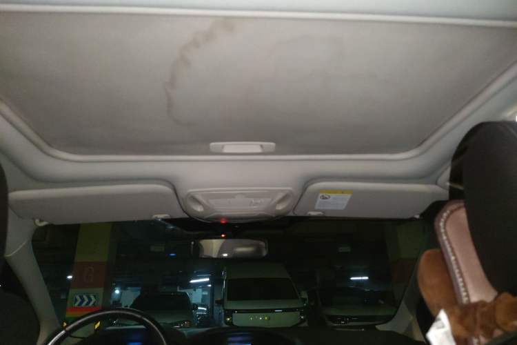 Used Ford Focus 2012 Sedan 1.6L Automatic Fashion Edition Headliner