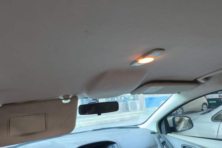 Used Ford Focus 2012 Sedan 1.6L Automatic Comfort Model Headliner