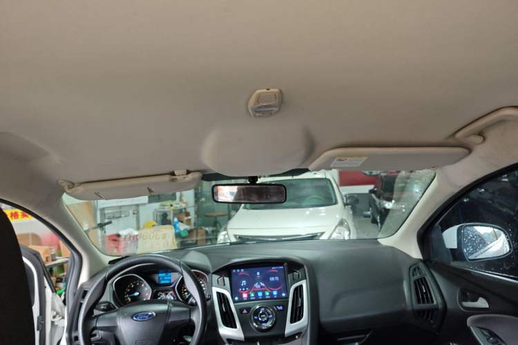 Used Ford Focus 2012 Hatchback 1.6L Automatic Comfort Model Headliner
