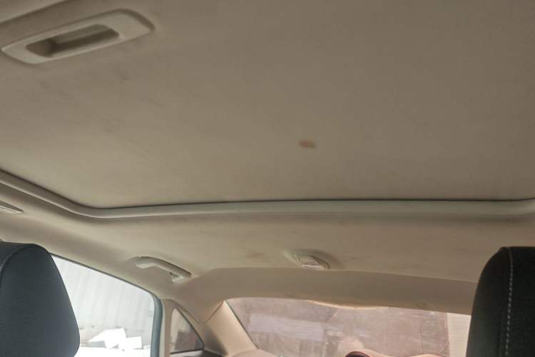 Used Ford Focus 2012 Sedan 1.6L Manual Fashion Edition Headliner