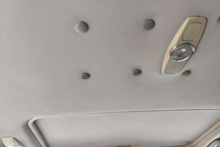 Used Ford Focus 2012 Sedan 1.6L Automatic Fashion Edition Headliner