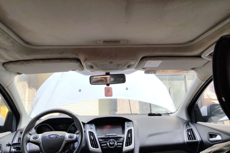Used Ford Focus 2012 Sedan 1.6L Automatic Fashion Edition Headliner