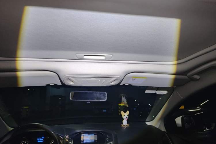 Used Ford Focus 2012 Hatchback 1.6L Manual Fashion Edition Headliner