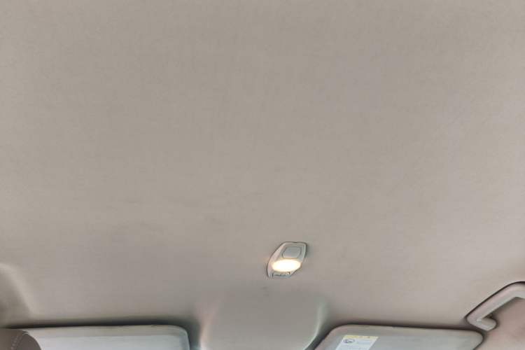 Used Ford Focus 2012 Sedan 1.6L Automatic Comfort Model Headliner