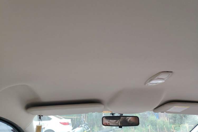 Used Ford Focus 2012 Sedan 1.6L Automatic Comfort Model Headliner