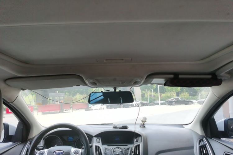 Used Ford Focus 2012 Hatchback 1.6L Automatic Fashion Edition Headliner