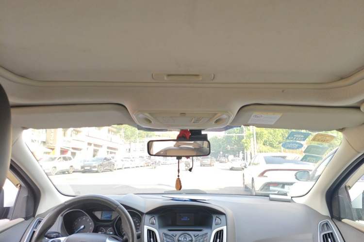 Used Ford Focus 2012 Sedan 1.6L Manual Fashion Edition Headliner