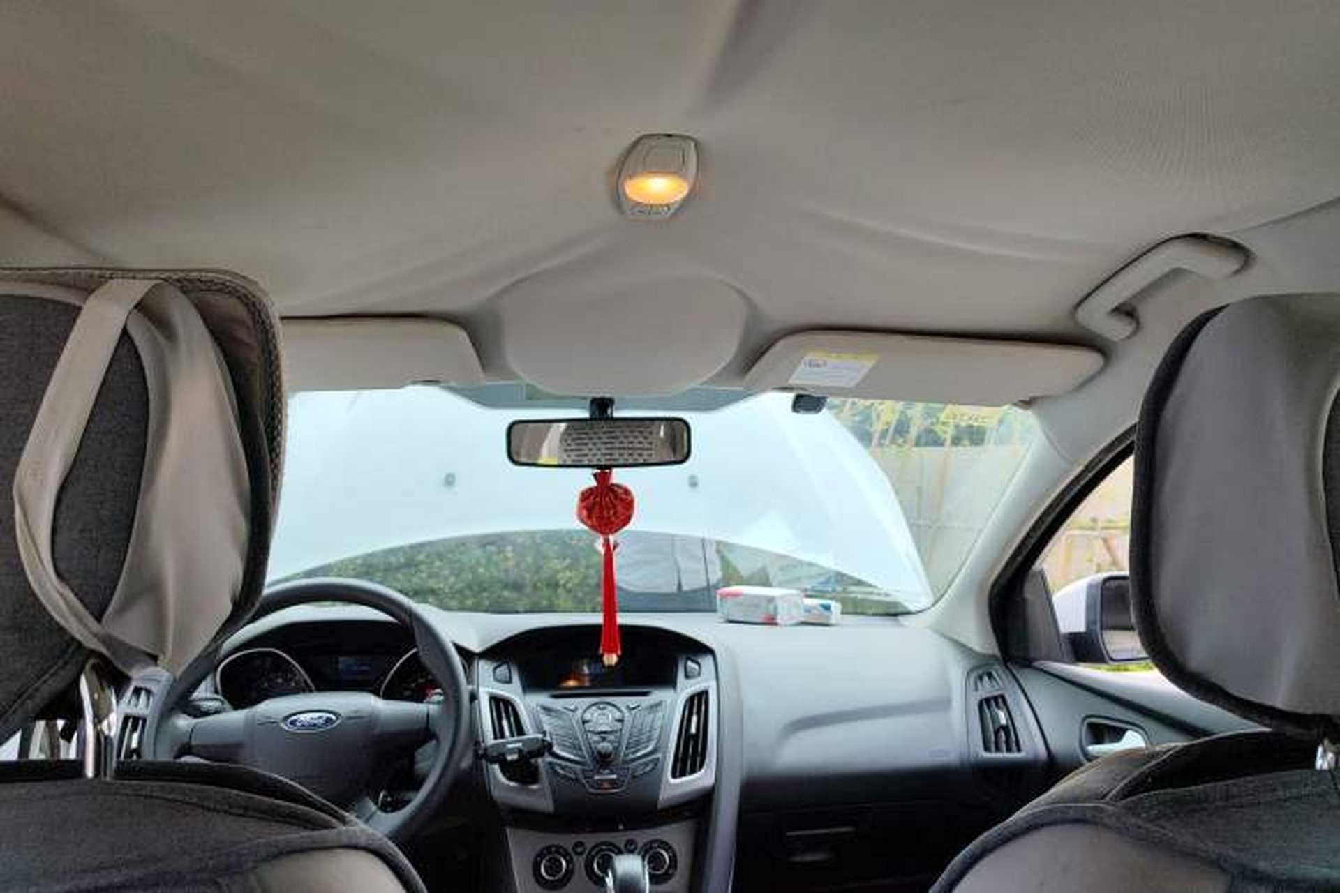Used Ford Focus 2012 Hatchback 1.6L Automatic Comfort Model Headliner
