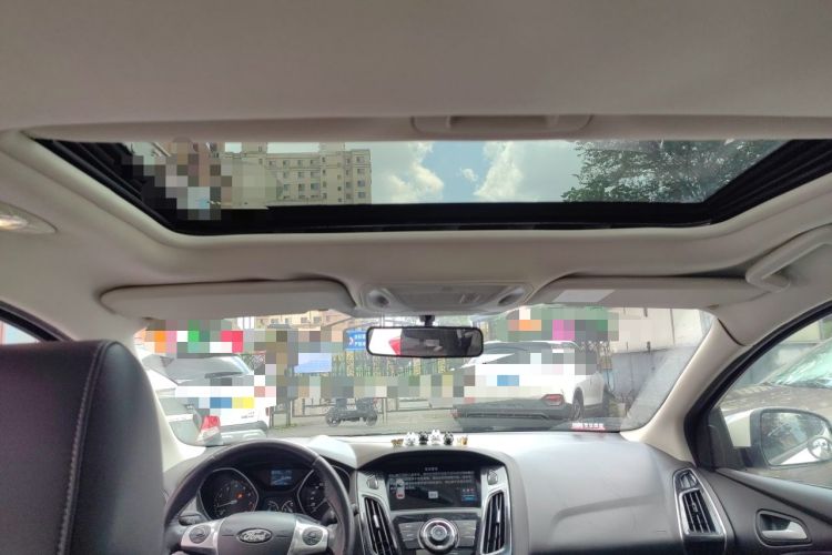 Used Ford Focus 2012 Hatchback 1.6L Automatic Fashion Edition Headliner