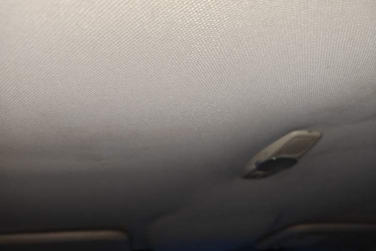 Used Ford Focus 2012 Sedan 1.6L Automatic Comfort Model Headliner