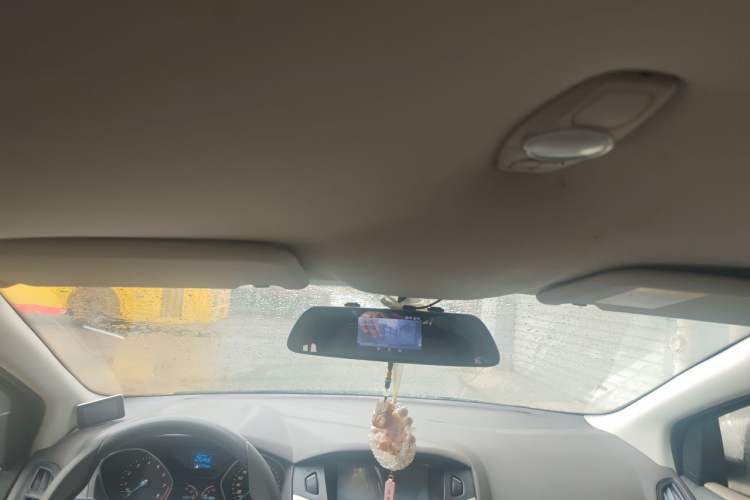 Used Ford Focus 2012 Sedan 1.6L Automatic Comfort Model Headliner