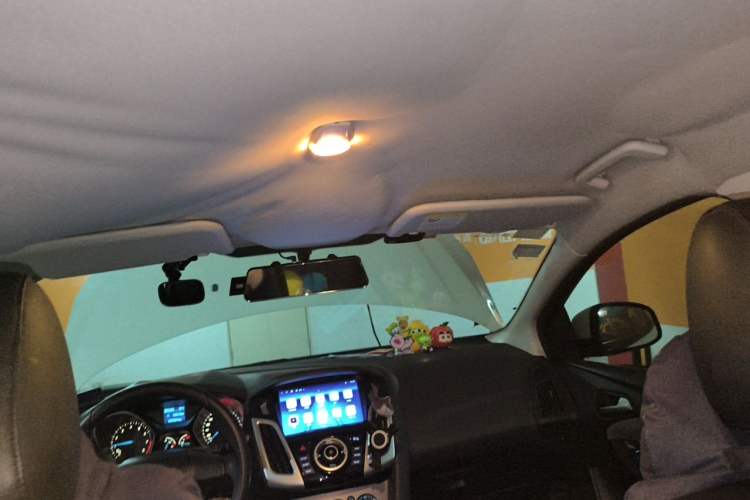 Used Ford Focus 2012 Hatchback 1.6L Automatic Comfort Model Headliner