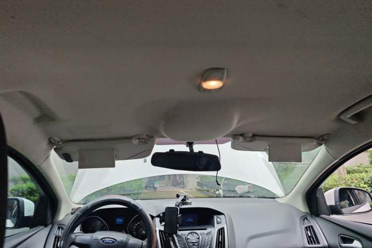 Used Ford Focus 2012 Hatchback 1.6L Automatic Comfort Model Headliner