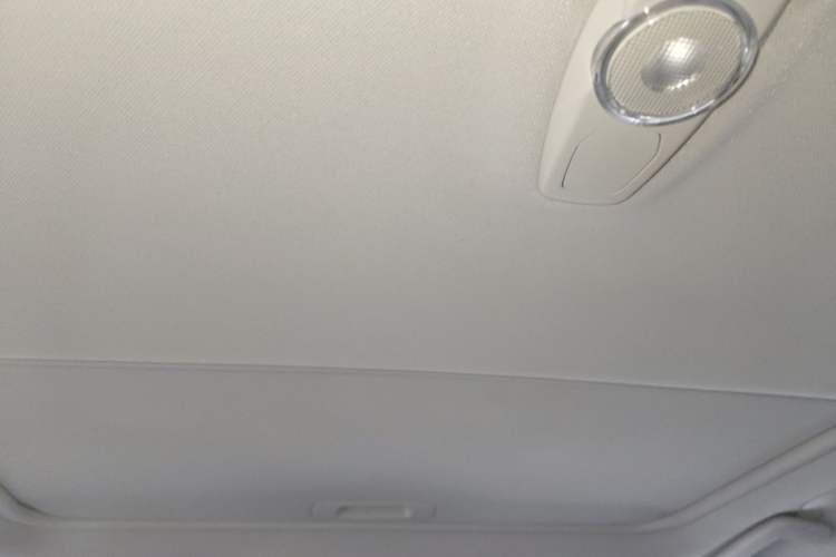 Used Ford Focus 2012 Hatchback 1.6L Automatic Fashion Edition Headliner