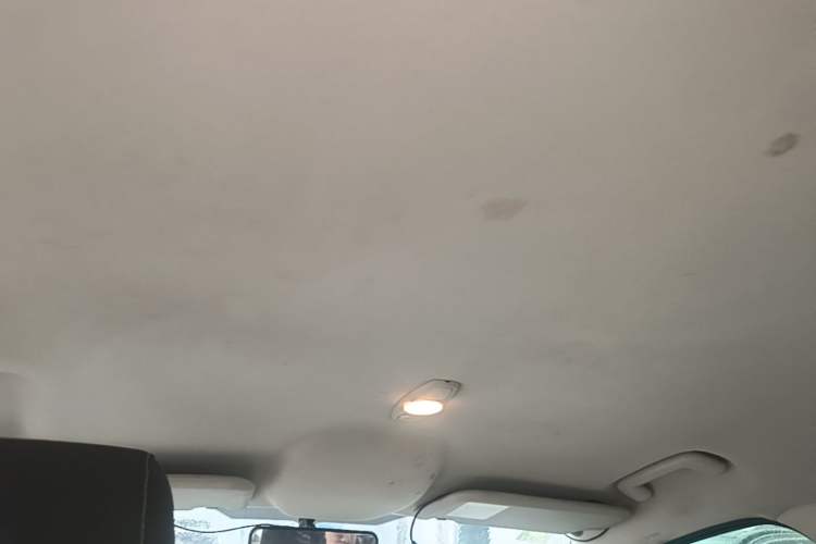 Used Ford Focus 2012 Sedan 1.6L Automatic Comfort Model Headliner