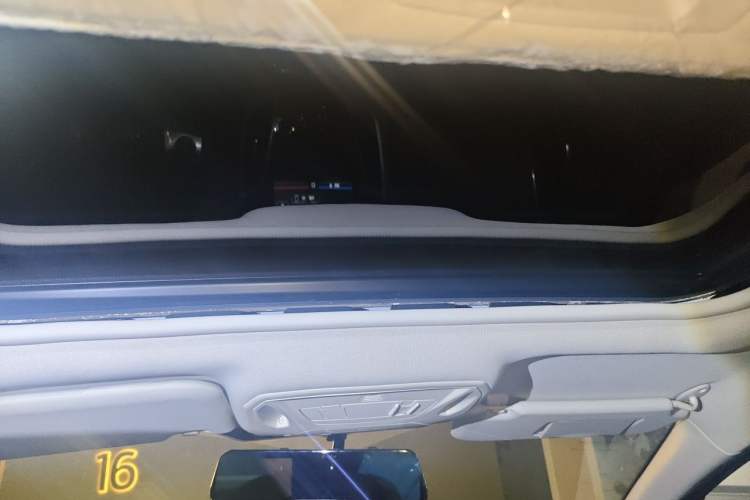 Used Ford Focus 2012 Sedan 1.6L Automatic Fashion Edition Headliner