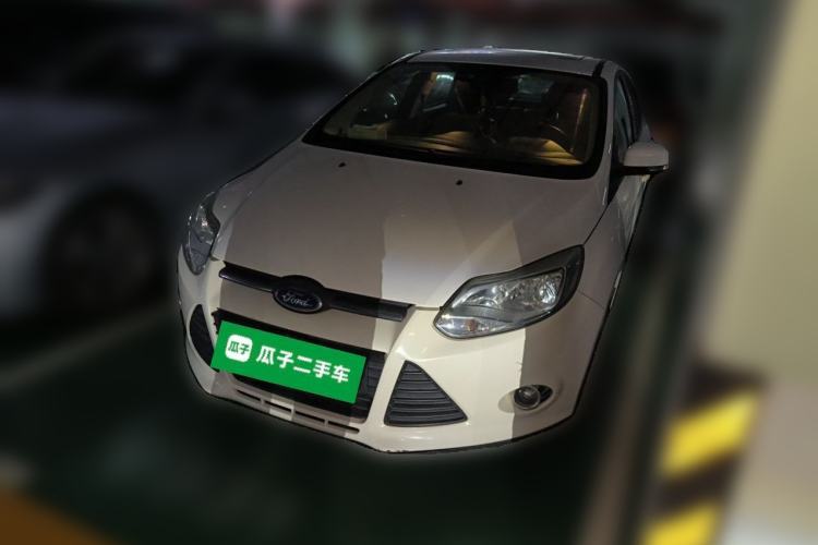 Used Ford Focus 2012 Sedan 1.6L Manual Fashion Edition Guazi used car, China used car export, Used car for sale, Used cars, Cheapest cars for sale