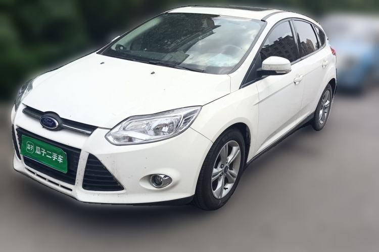 Used Ford Focus 2012 Hatchback 1.6L Manual Fashion Edition Guazi used car, China used car export, Used car for sale, Used cars, Cheapest cars for sale