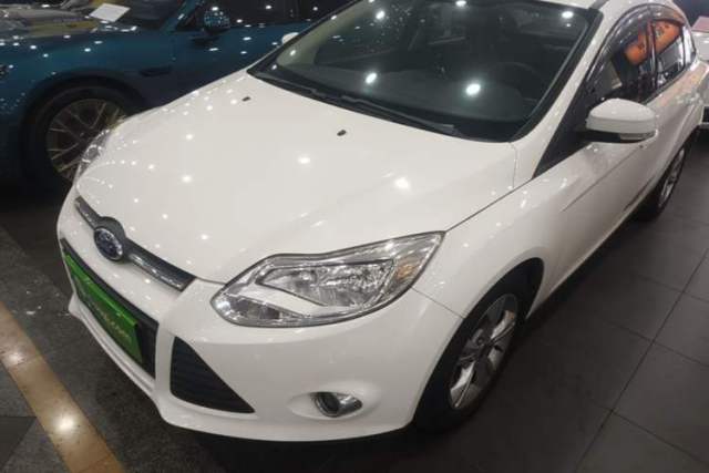 Used Ford Focus 2012 Sedan 1.6L Automatic Fashion Edition