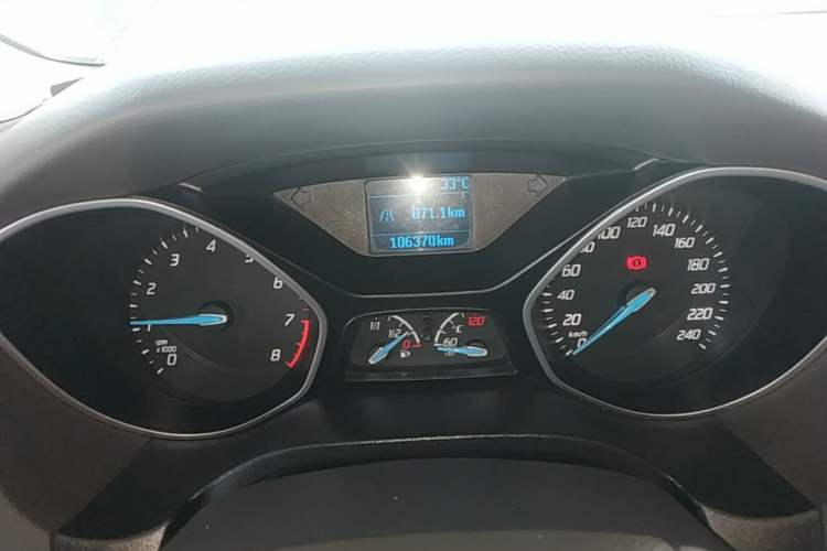 Used Ford Focus 2012 Sedan 1.6L Manual Comfort Model Instrument Cluster