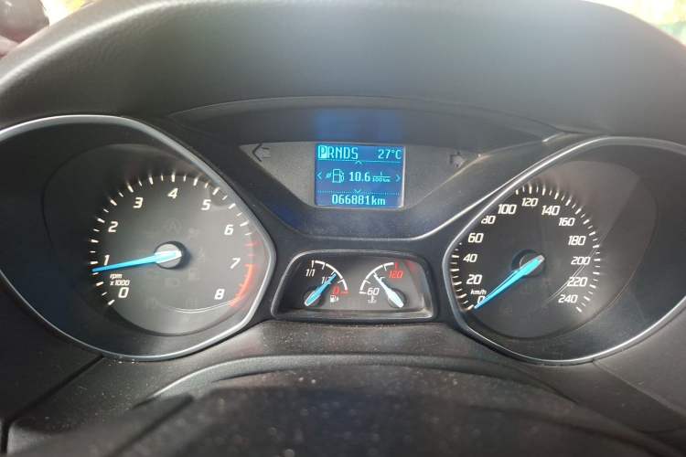 Used Ford Focus 2012 Hatchback 1.6L Automatic Fashion Edition Instrument Cluster