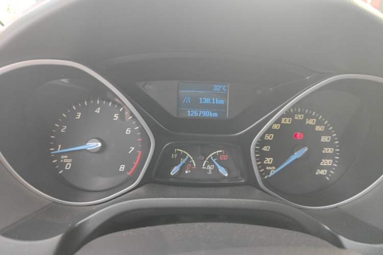 Used Ford Focus 2012 Sedan 1.6L Manual Comfort Model Instrument Cluster