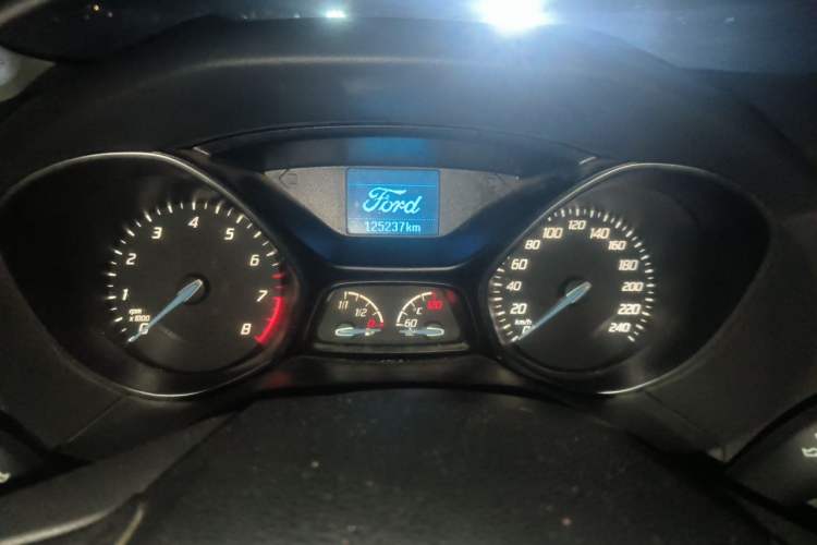 Used Ford Focus 2012 Hatchback 1.6L Automatic Fashion Edition Instrument Cluster