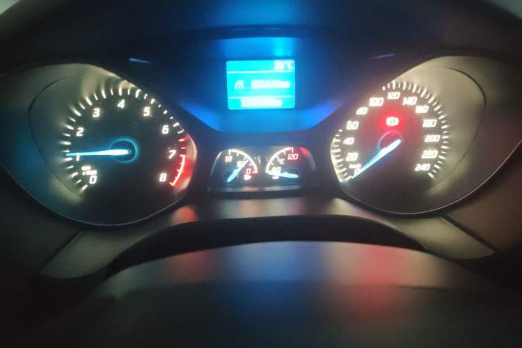 Used Ford Focus 2012 Sedan 1.6L Manual Comfort Model Instrument Cluster