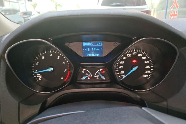 Used Ford Focus 2012 Hatchback 1.6L Automatic Fashion Edition Instrument Cluster