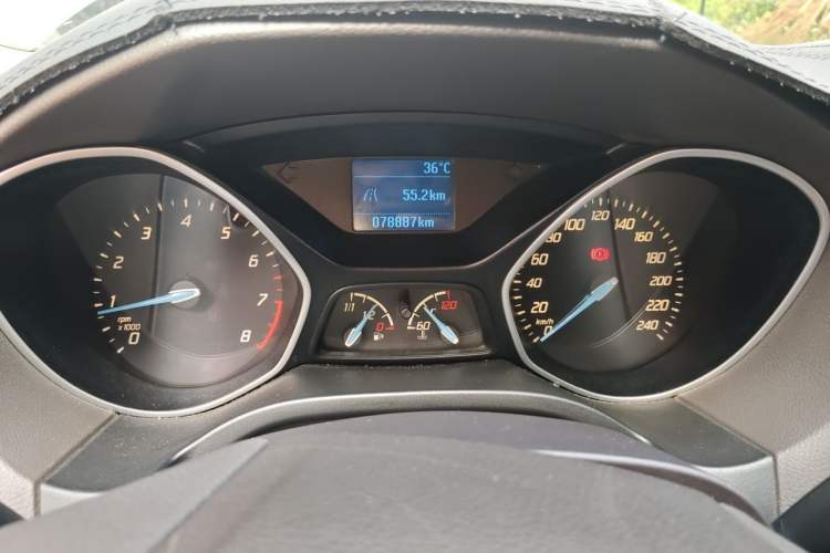 Used Ford Focus 2012 Sedan 1.6L Manual Comfort Model Instrument Cluster