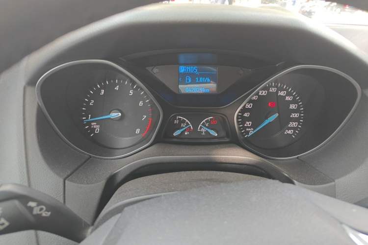 Used Ford Focus 2012 Hatchback 1.6L Automatic Fashion Edition Instrument Cluster