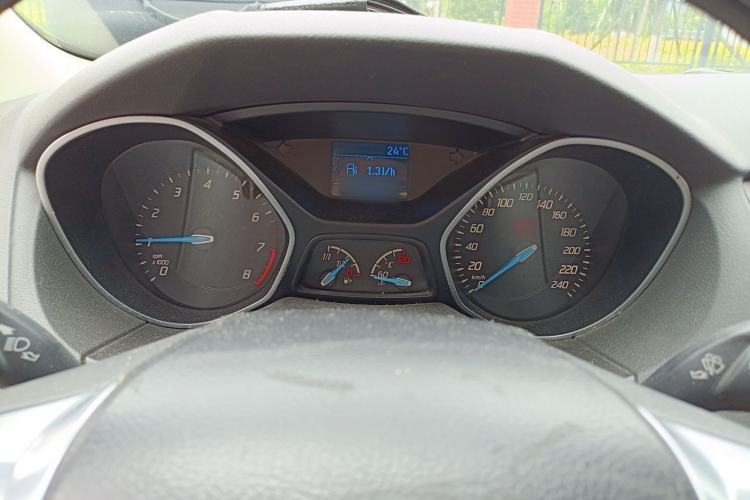 Used Ford Focus 2012 Sedan 1.6L Manual Fashion Edition Instrument Cluster