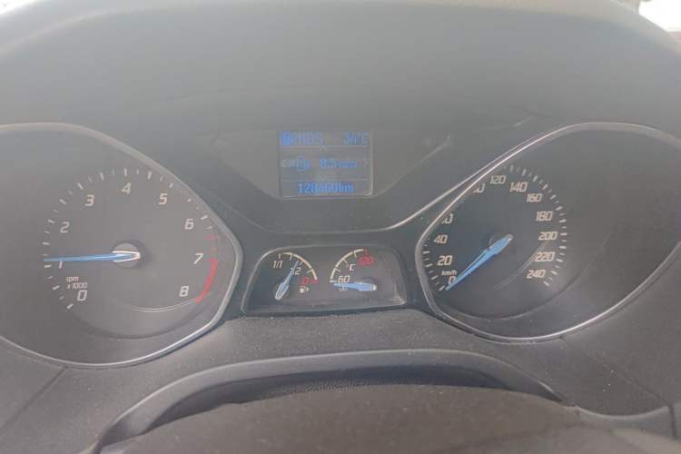 Used Ford Focus 2012 Sedan 1.6L Automatic Fashion Edition Instrument Cluster