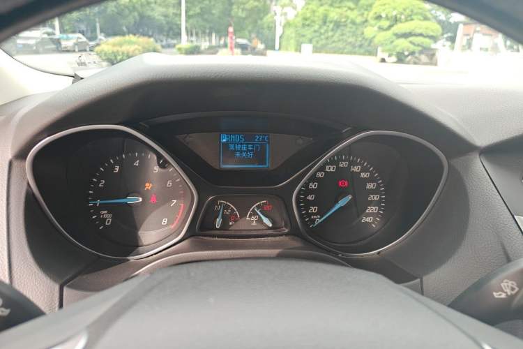 Used Ford Focus 2012 Sedan 1.6L Automatic Fashion Edition Instrument Cluster