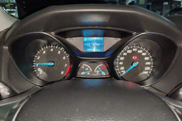 Used Ford Focus 2012 Sedan 1.6L Automatic Fashion Edition Instrument Cluster