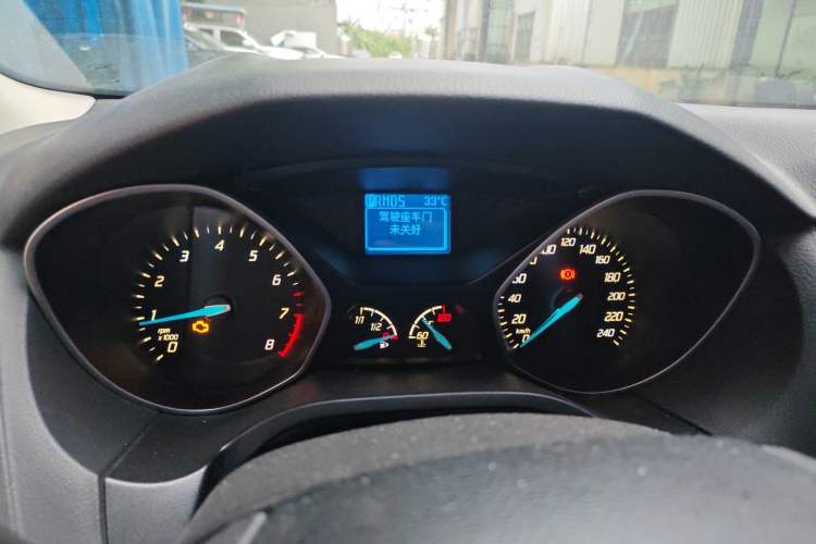 Used Ford Focus 2012 Sedan 1.6L Automatic Comfort Model Instrument Cluster